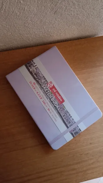 Carnet de croquis Violet pastel 140 g/m² 80 feuilles - Artcreation Format papier 14,8 x 21 cm (A5)