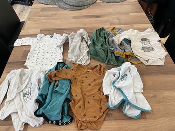 Lot bodies manches longues