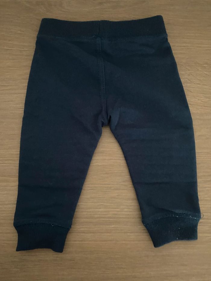 Lot 3 joggings 6 mois - photo numéro 3
