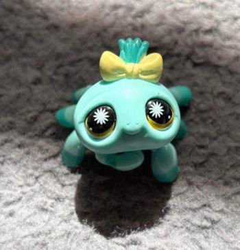 Figurine Littlest Petshop LPS araignée turquoise 