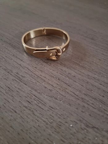Bracelet