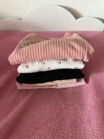 Lot de 6 tshirts manches longues taille 12 mois