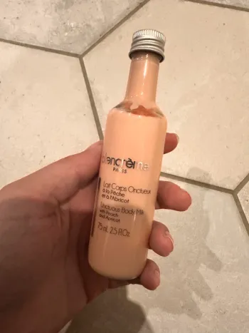 Lait corps pêche et abricot