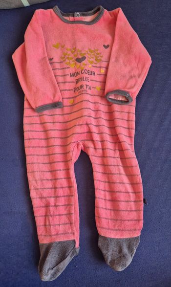 Pyjama sucre d’orge une pièce taille 18 mois 81cm