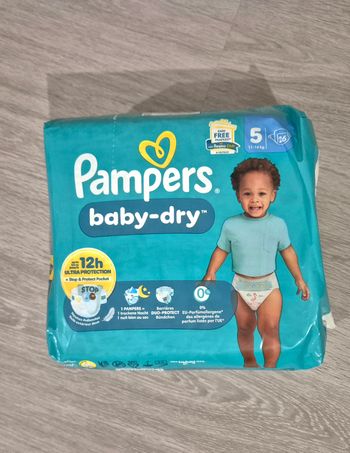 Couches pampers