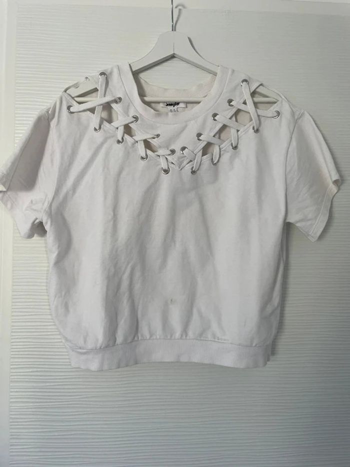 Haut t-shirt sweat blanc uni à lacets manches courtes col en V