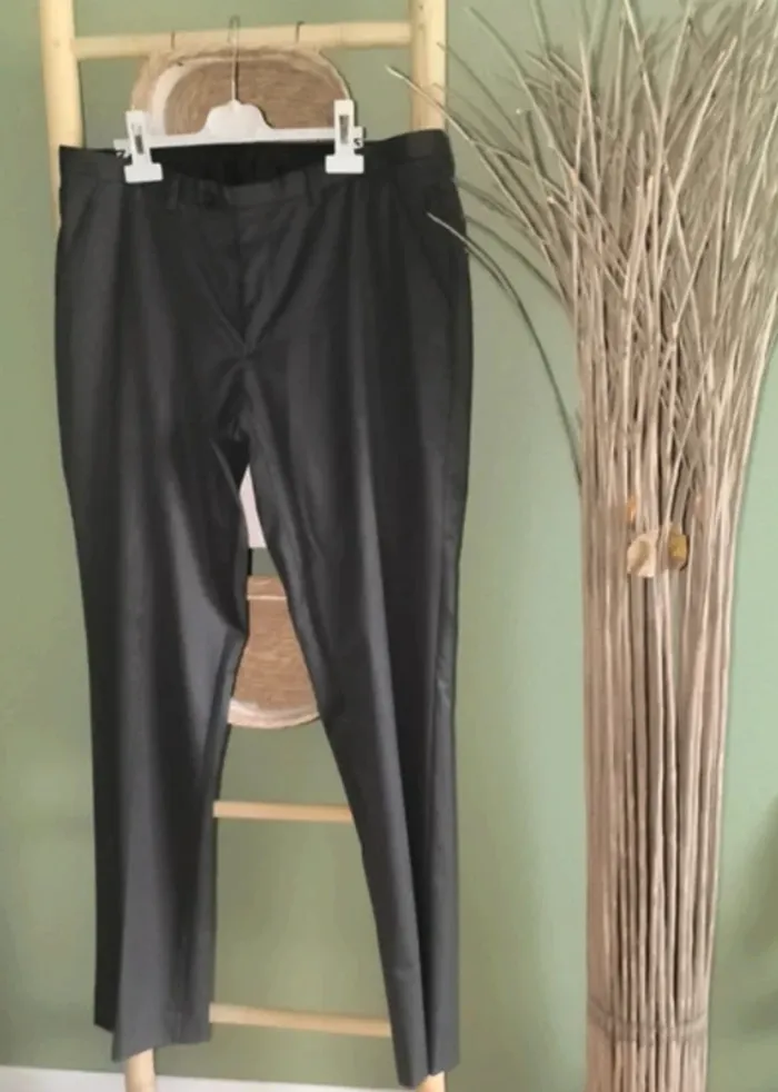 Pantalon costume taille 44
