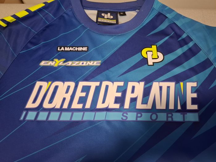 Superbe et rare tee-shirt homme D'Or et de Platine Jul XL bleu excellent état - photo numéro 5