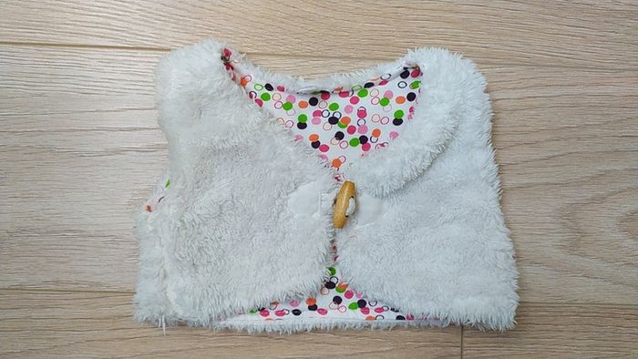 Boléro gilet blanc chaud 3/6 mois