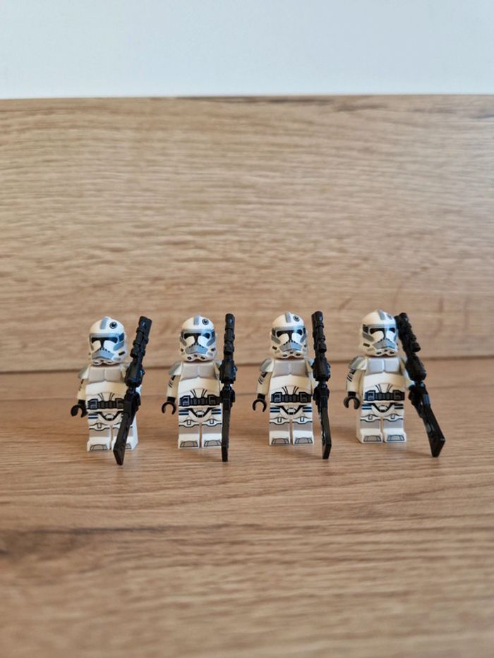 Figurines type lego 4 Clones blanc star wars