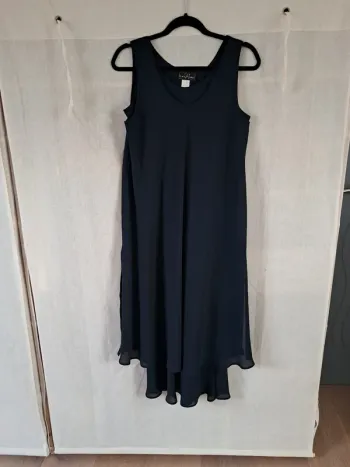 Magnifique robe élégante et originale