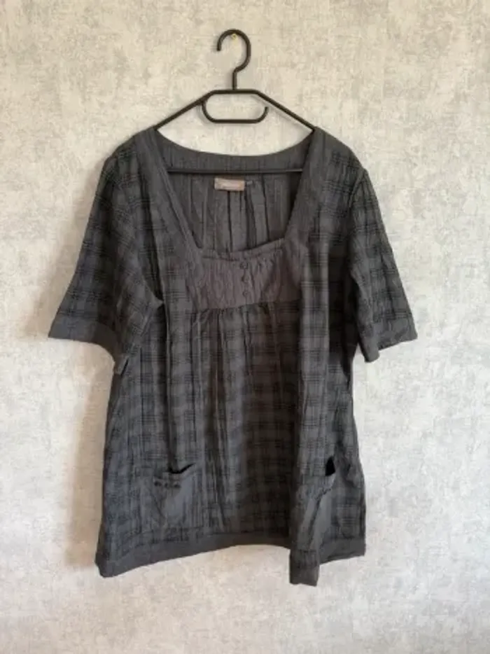 Robe t-shirt à carreaux Ikebana taille 46-48