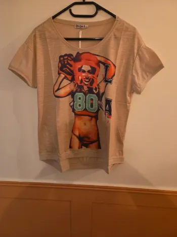 Tee shirt oxana