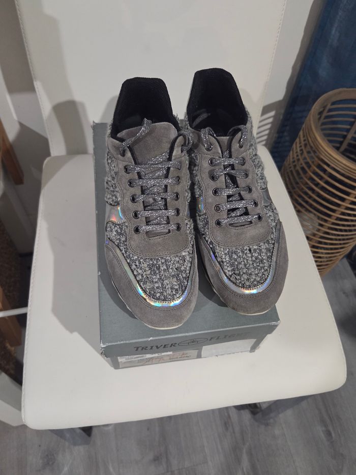 Baskets grises cuir et tissu Triver Flight P 40