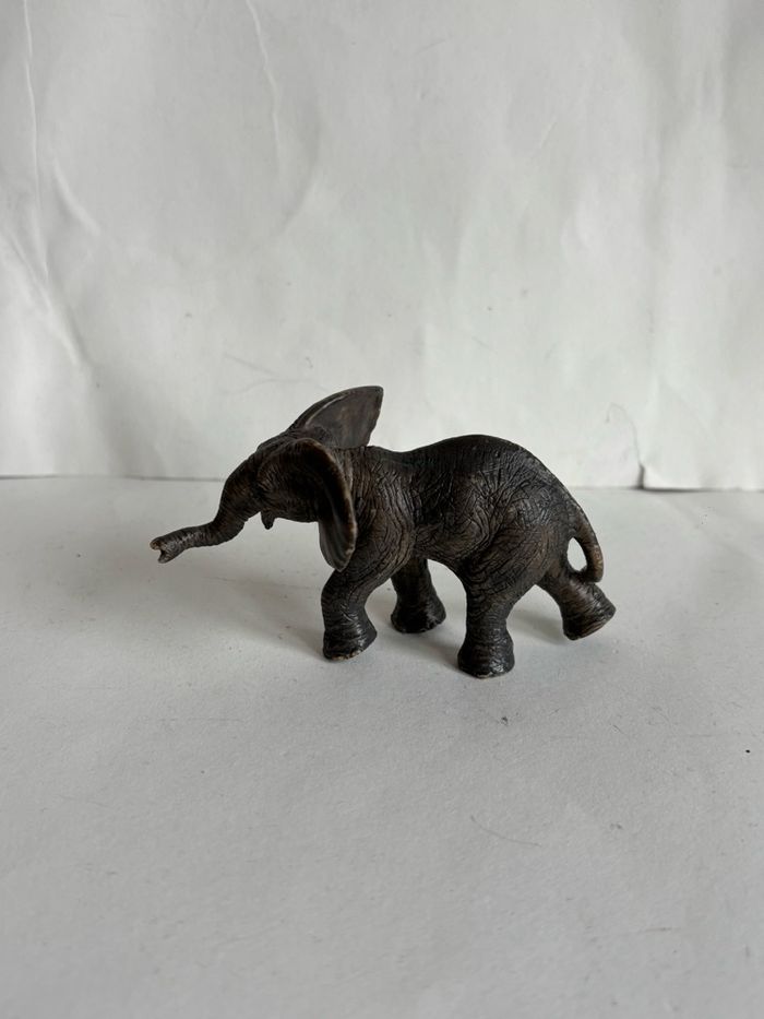 Éléphanteau Schleich - photo numéro 2