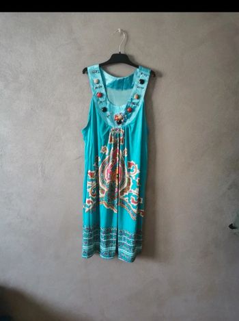 Tunique longue ou robe courte. Taille unique.