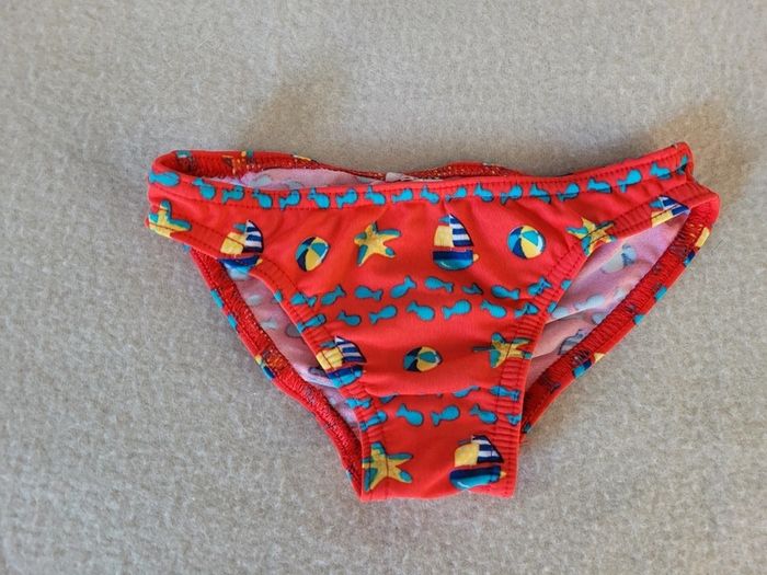 Slip de bain 2 ans - photo numéro 2