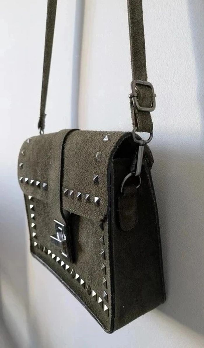 Sac à bandoulière clouté vintage - en cuir daim - Genuine Leather - Made in Italy - photo numéro 3