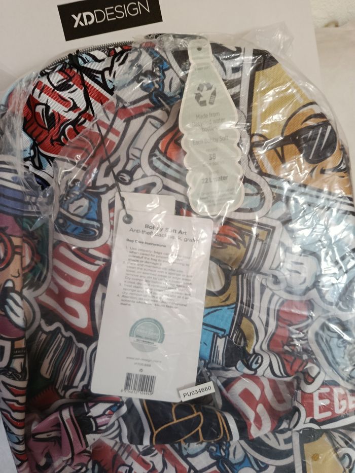 Cadeau doublon : A saisir, Sac a dos " design graffiti"  ( bien lire merci) - photo numéro 2