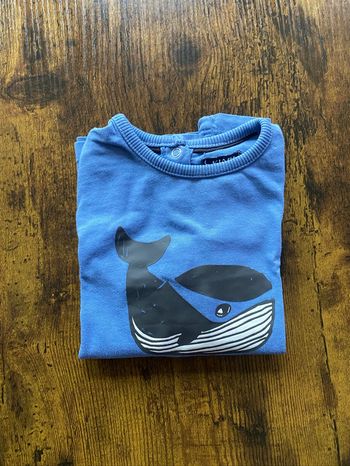 T-shirt bleu