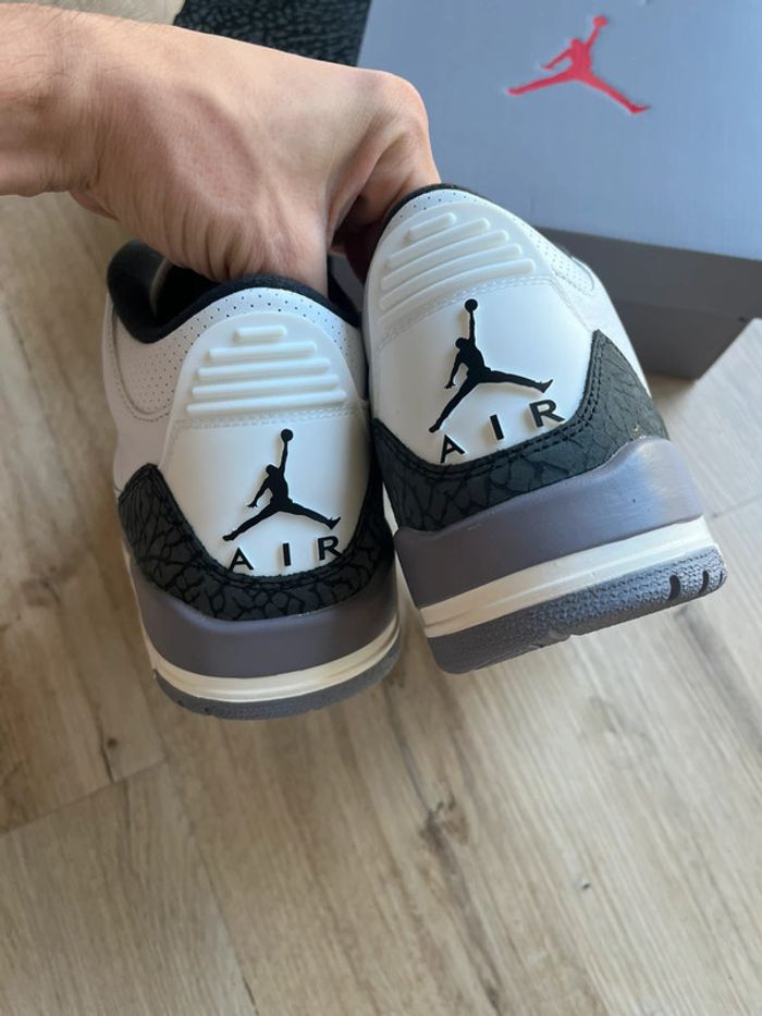 Air Jordan 3 Cement Grey 42 - photo numéro 3