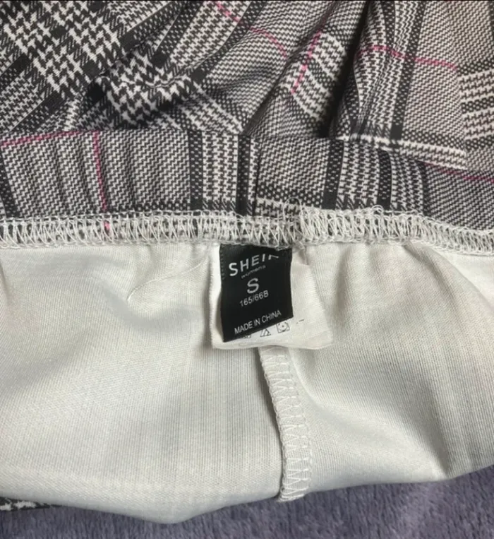 Lot de 2 leggings Shein taille S - photo numéro 4