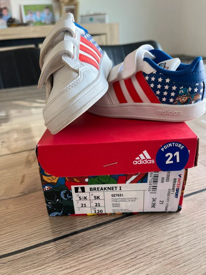 Basket adidas Marvel