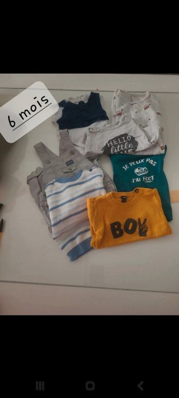 Vêtements taille 6 mois