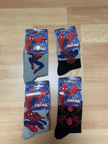 Lot de quatre paires de chaussettes Spiderman