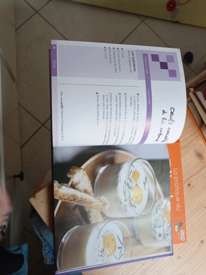 Livre dans un verre - photo numéro 5