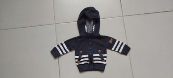 Gilet zippé à capuche 3 mois
