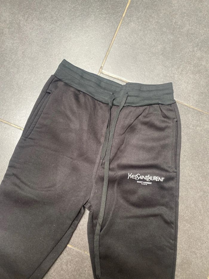 Pantalon neuf - photo numéro 2