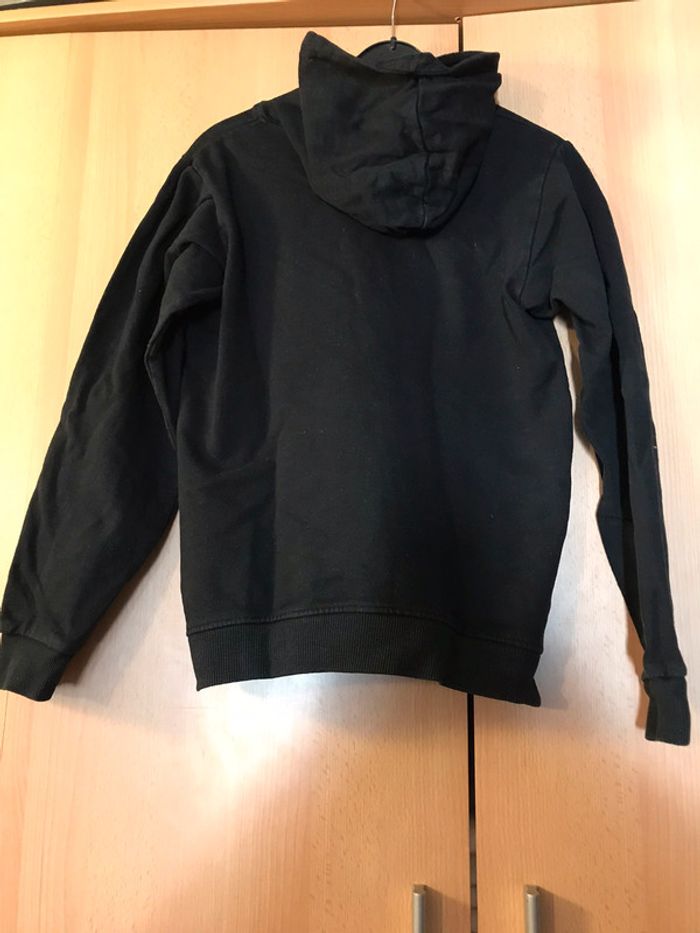 Pull noir - photo numéro 3