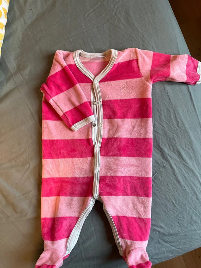 Pyjama à rayures roses Petit bateau 3m