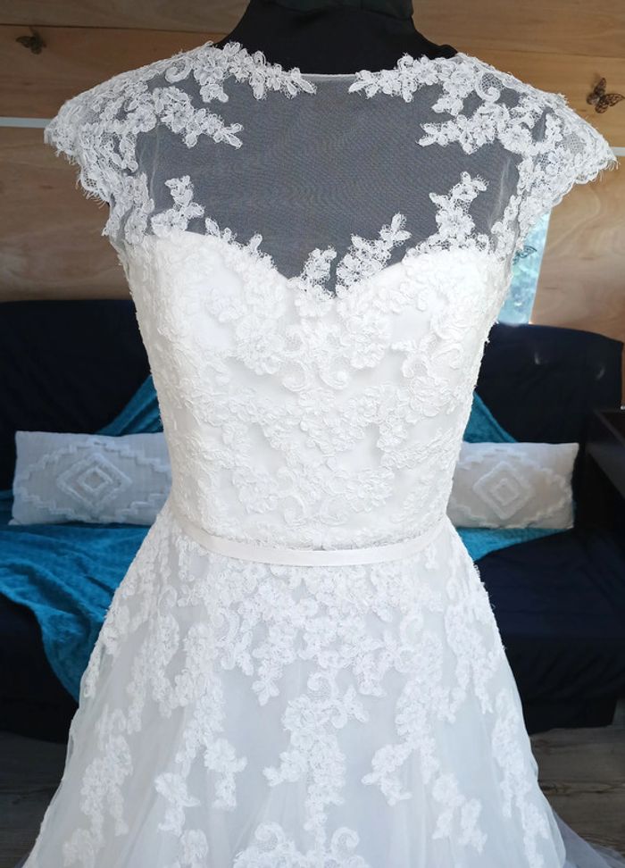 robe de mariée taille 34/36/38 - photo numéro 3
