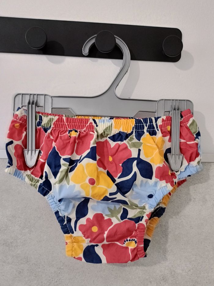 Robe fleurie + culotte - photo numéro 3