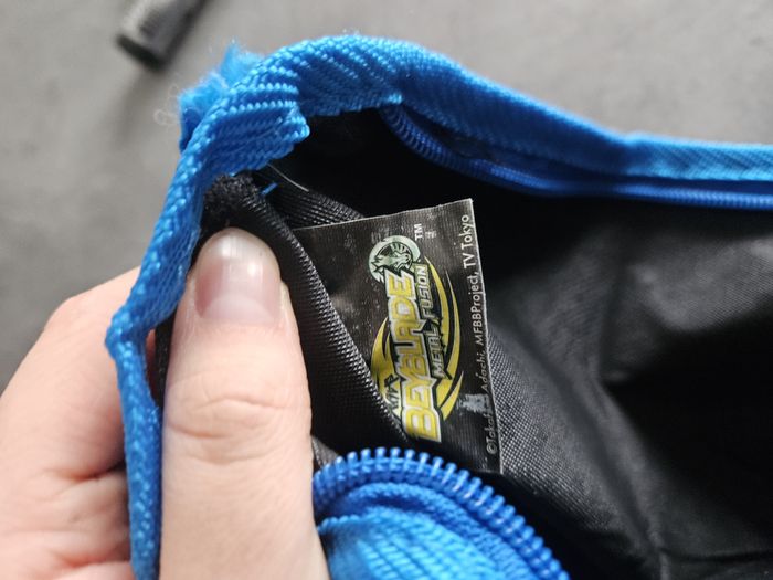 Trousse fourre-tout pour école - Bleu et noir - Beyblade - photo numéro 7