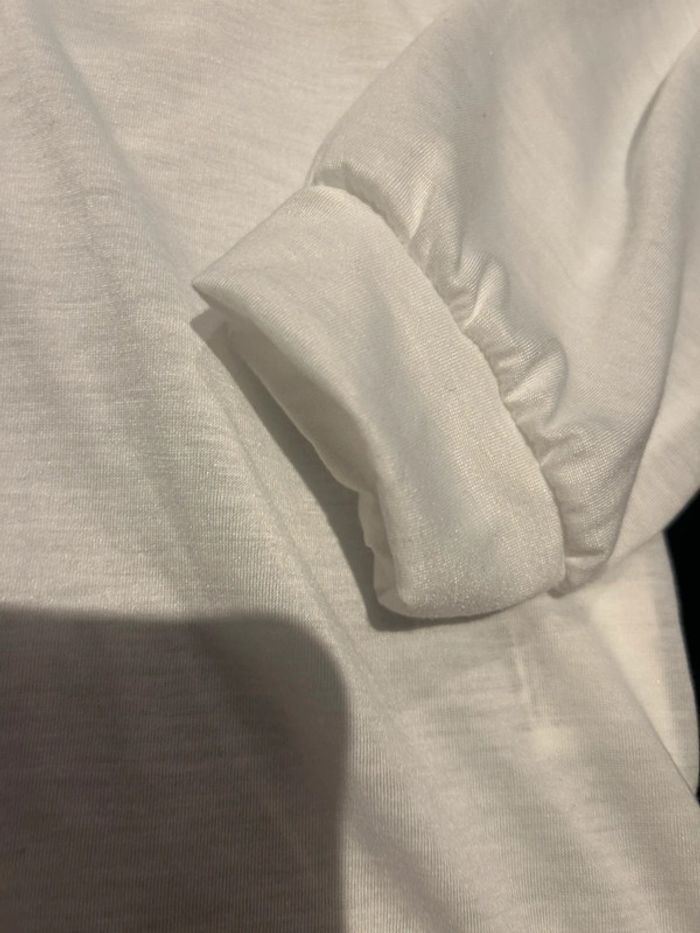 TEE shirt capuche  blanc manche longue taille L - photo numéro 5