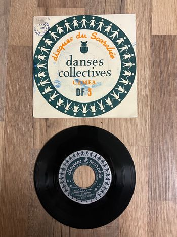 Vinyle 45 tours-Danses collectives-qDF 3