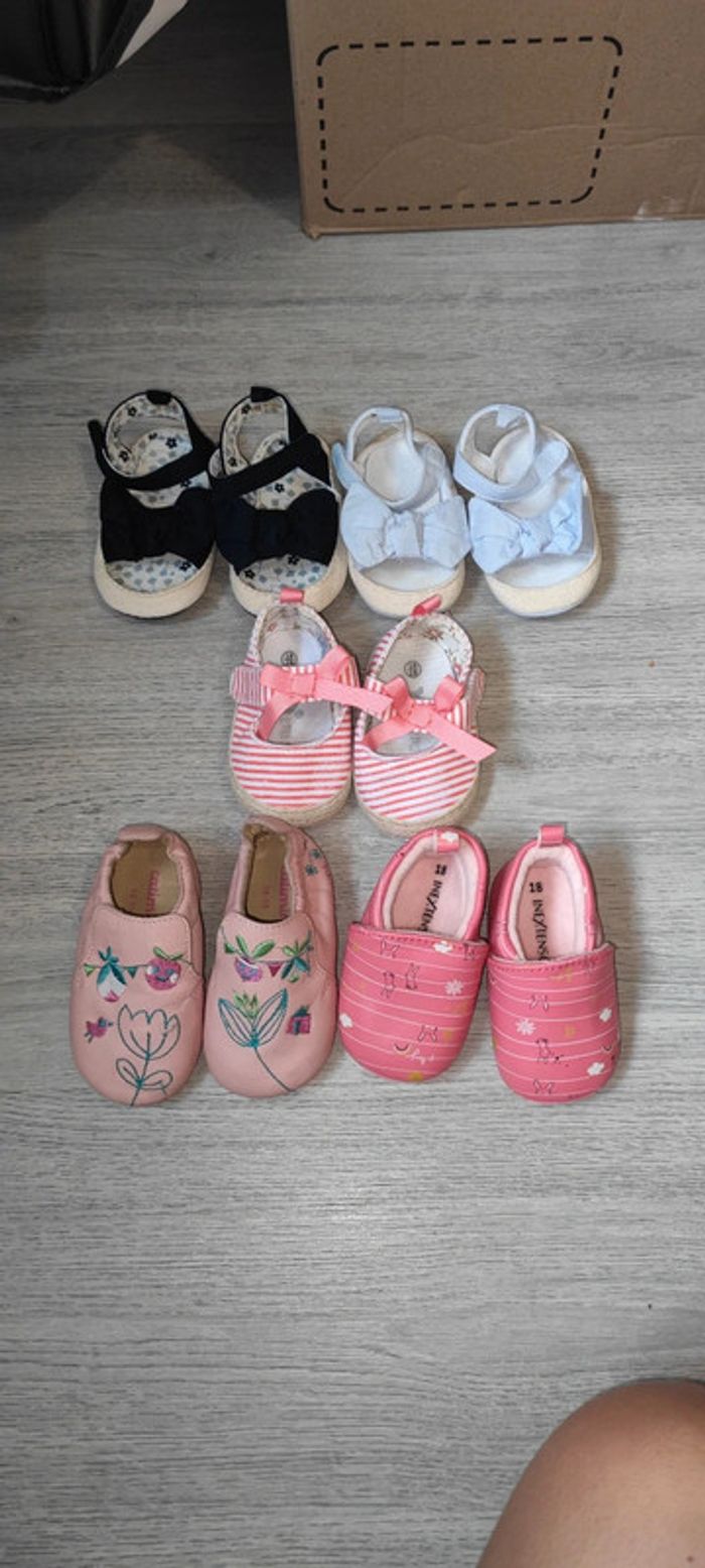 Chaussons chaussures 9/12 mois