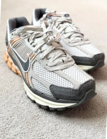 Nike Vomero 5 - Flat Pewter