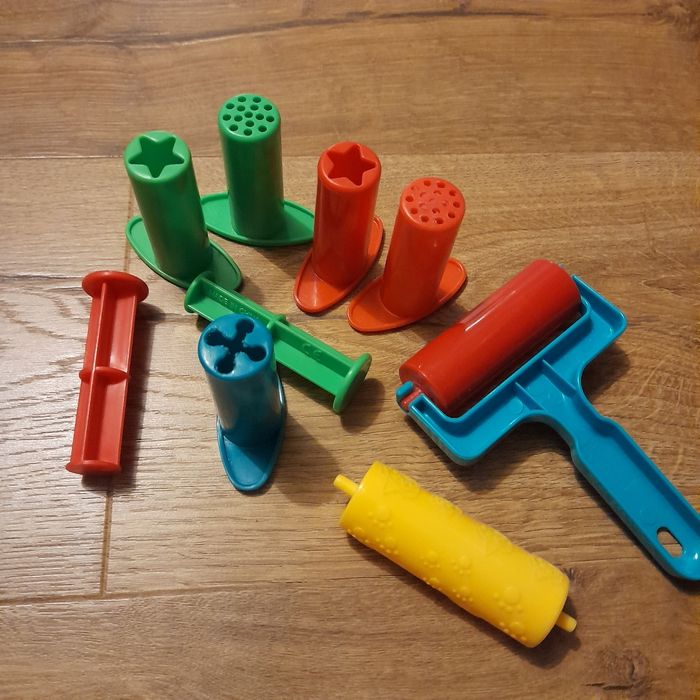 Lot d'accessoires pour pâte à modeler - photo numéro 6