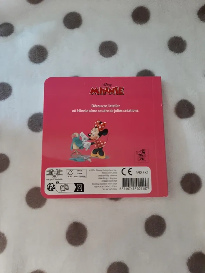 Livre disney minnie: l'atelier de minnie neuf - photo numéro 3
