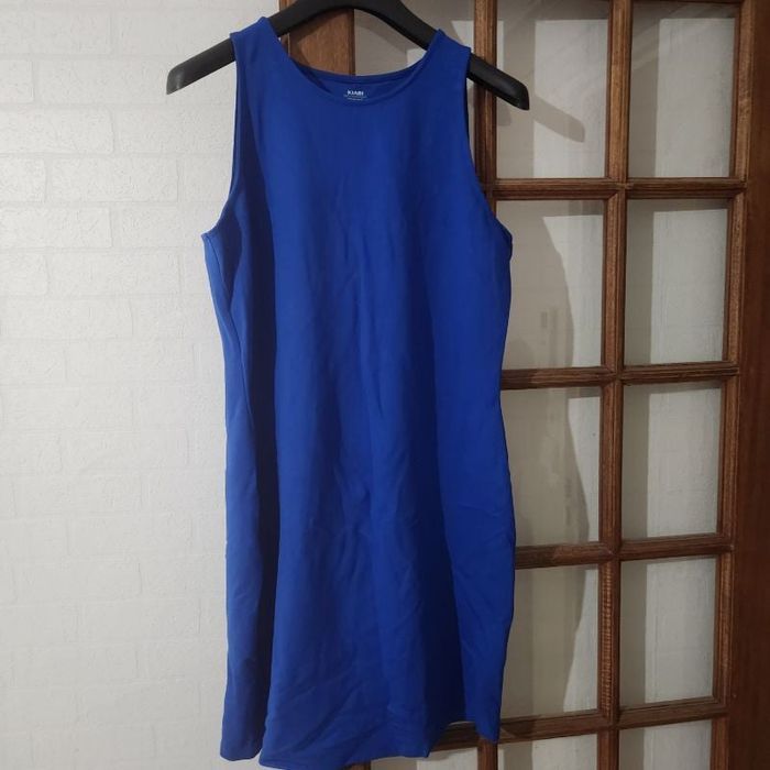robe bleu sans manche