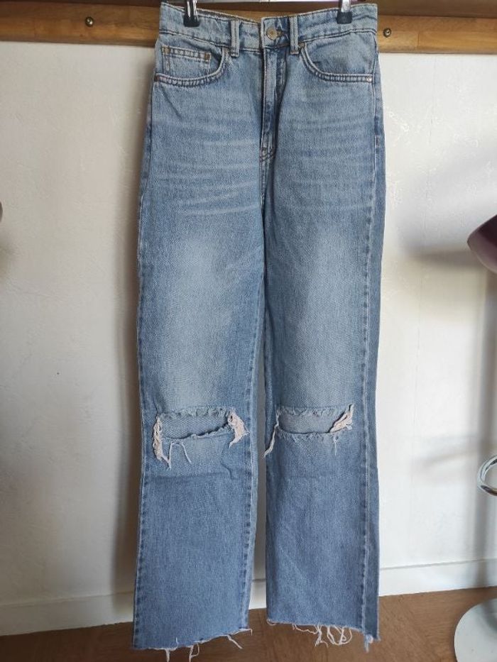 Jean troué stradivarius