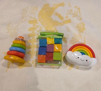 Lot jouets d'éveil