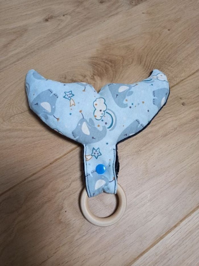 Hochet queue de baleine