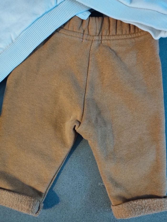 Ensemble pulls pantalon gilet 1 mois - photo numéro 4
