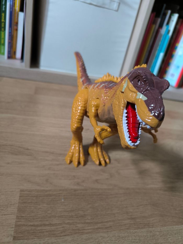 Dinosaure t-rex - photo numéro 2