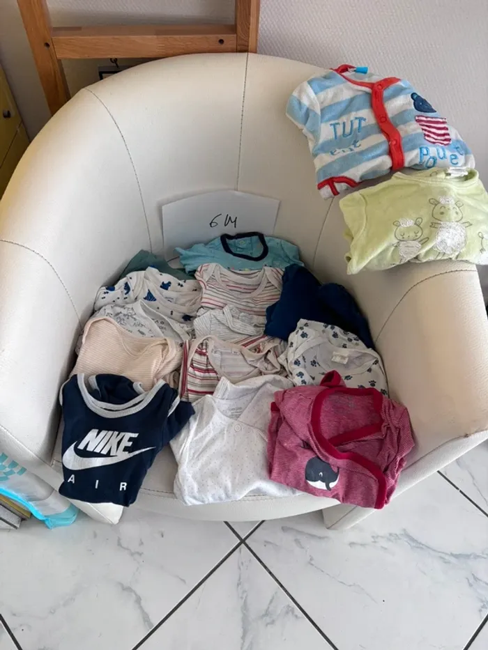 Gros lot vêtement bébé garçon - photo numéro 3
